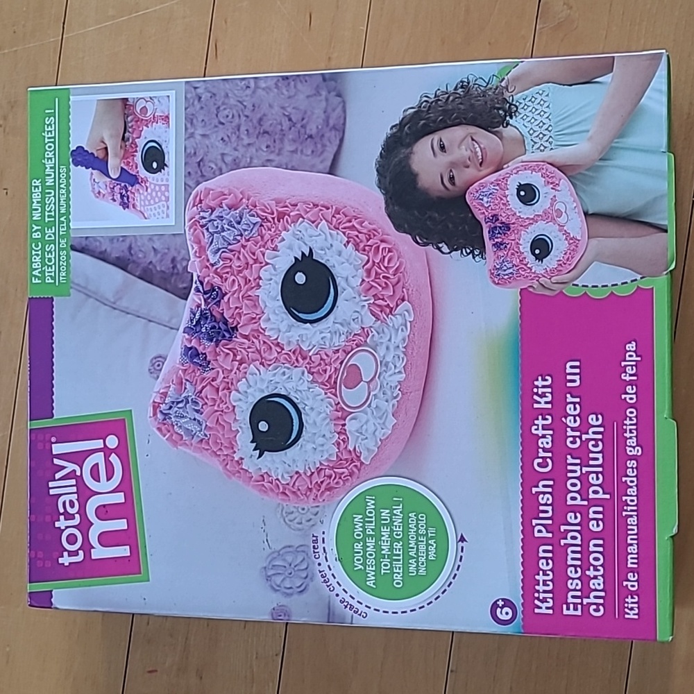 Totally Me! Kitten Plish Craft Kit, NIB